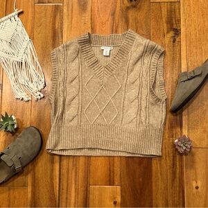 Tan Sweatervest